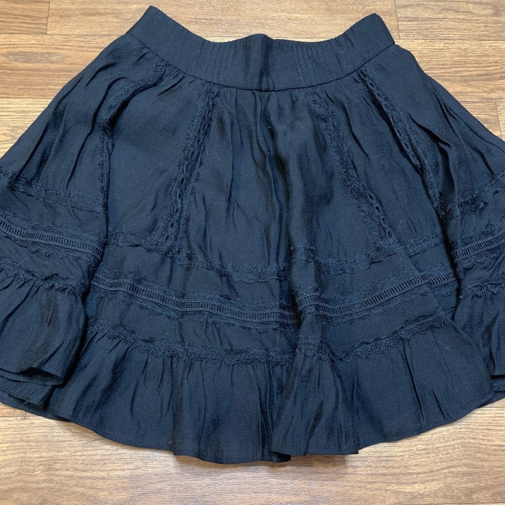 Roro Sheep Elegant Women's Skorts Size Medium
